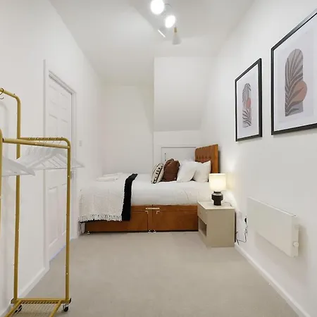 Casa de Férias Stylish Seaside With Balcony Walking Distance To