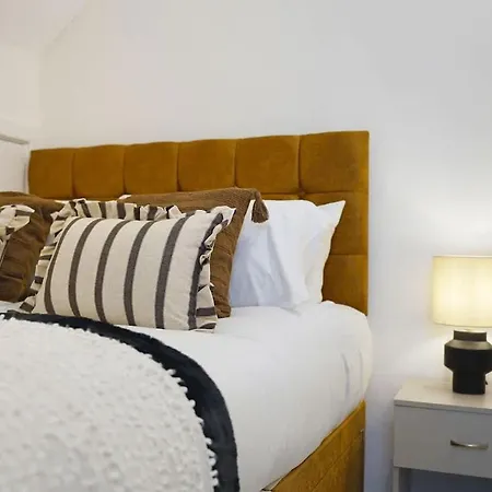 Stylish Seaside With Balcony Walking Distance To Casa de Férias Redcar